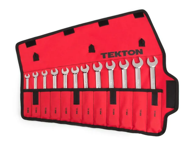tekton-wrn53190-12-piece-ratcheting-combination-wrench-set-8-19-mm-with-roll-up- image 1