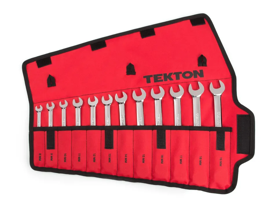 tekton-wrn53190-12-piece-ratcheting-combination-wrench-set-8-19-mm-with-roll-up- image 1