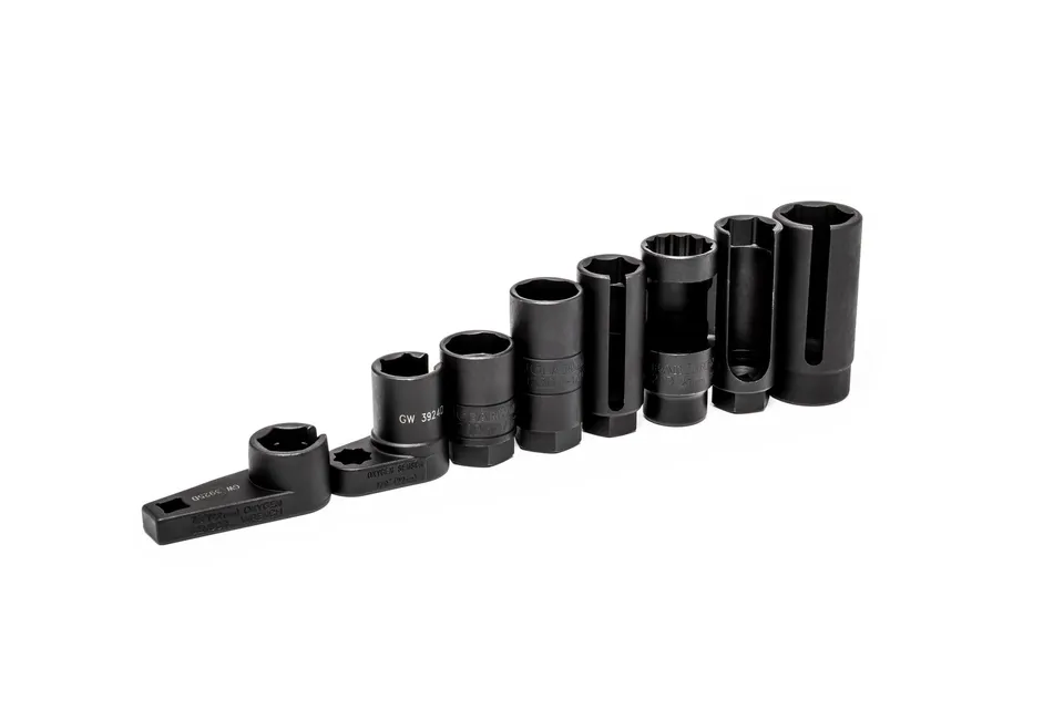gearwrench-41720-8-piece-sensor-and-sending-socket-set-3-8-drive image 1