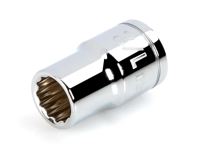 tekton-shd22213-1-2-inch-drive-x-1-2-inch-shallow-12-point-socket image 1