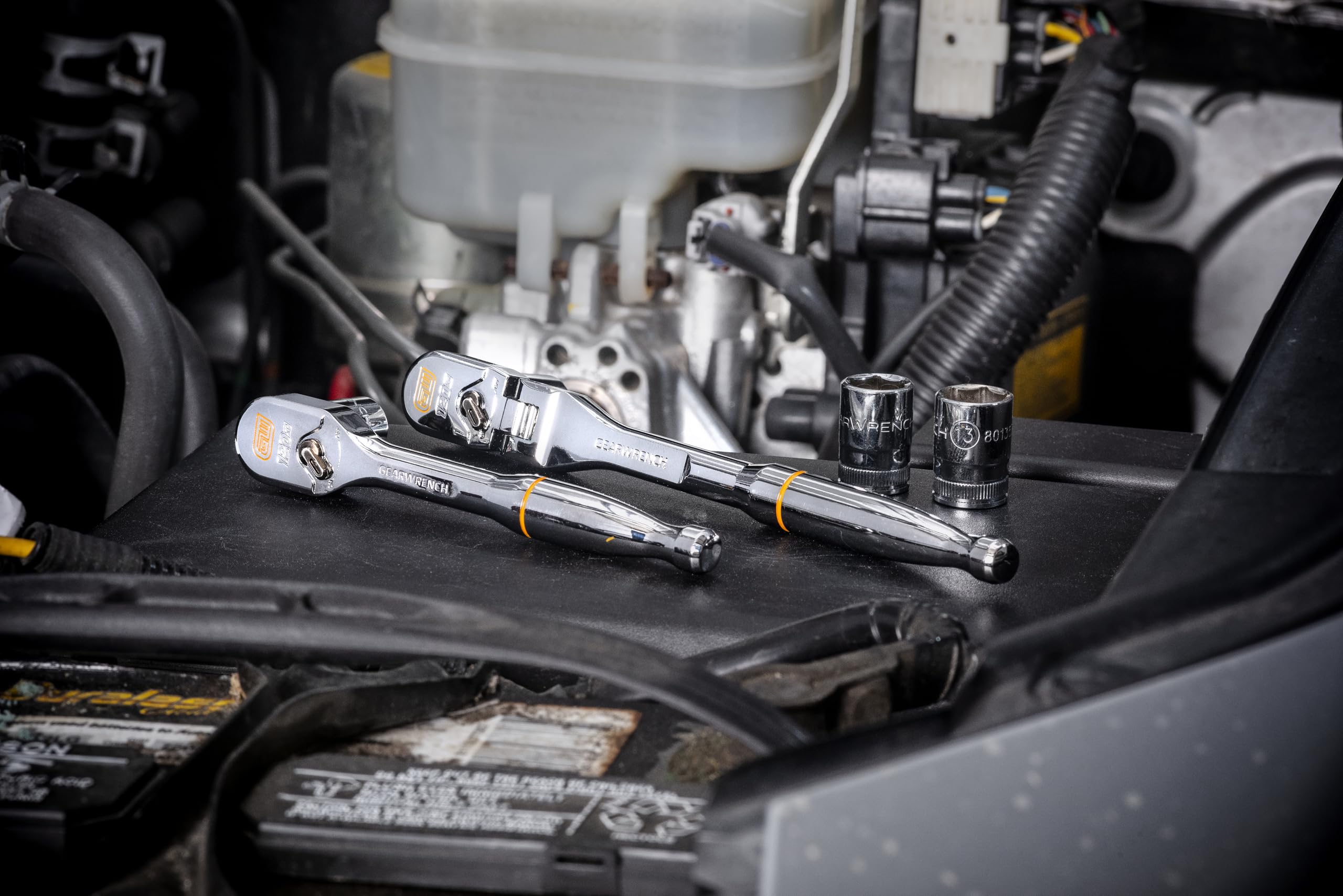 gearwrench-81012xp-1-4-drive-120xp-full-polish-chrome-flex-head-teardrop-ratchet image 7