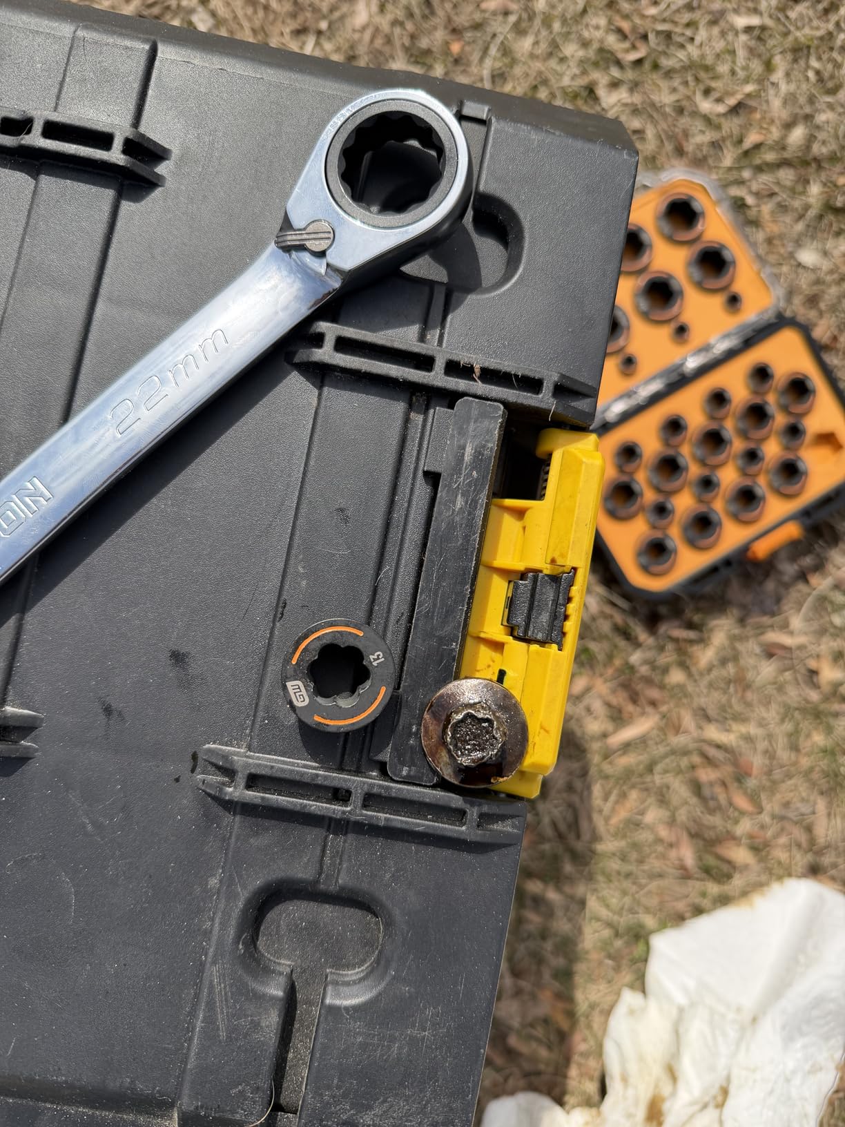 Stripped the first bolt I tried