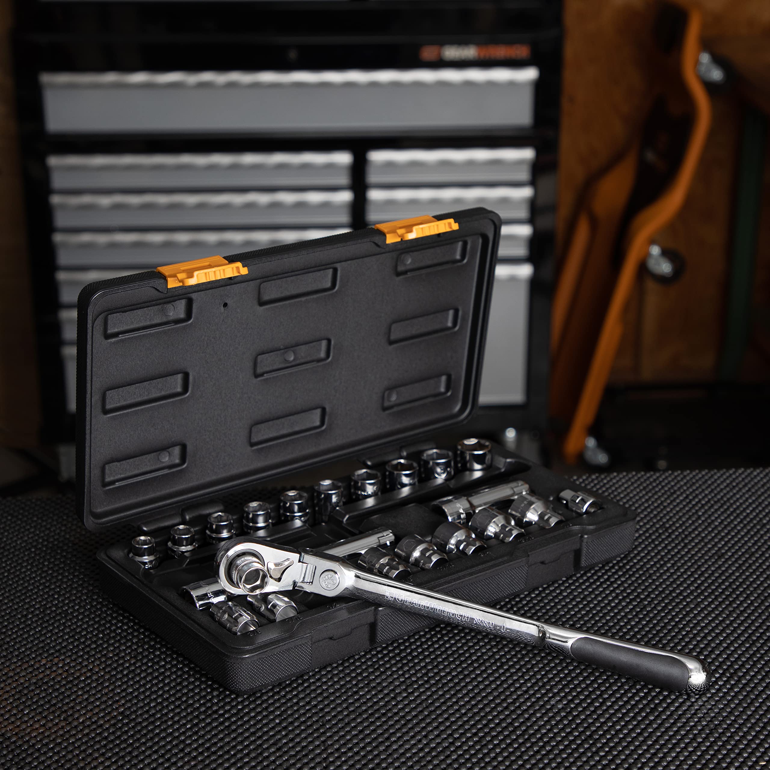 gearwrench-893823-23-piece-3-8-drive-pass-thru-6-point-sae-metric-mechanics-tool image 7